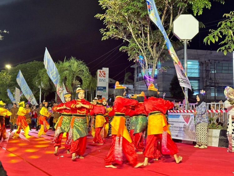 DPK Bontang Tampilkan Tari Montro di Bontang City Carnival 2025, Wujudkan Inklusi Sosial Lewat Budaya