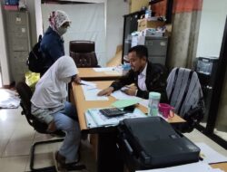 DPK Bontang Serahkan Uang Pembinaan kepada Pemenang Lomba Menggambar dan Mewarnai