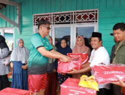 Pemkot Bontang Salurkan Bantuan kepada Korban Angin Puting Beliung di Selambai