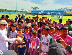 Bupati Kutim Resmi Membuka Festival Sepak Bola Usia Dini Se-Kaltim