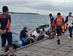 BPBD Bontang Tegaskan Penumpang Kapal Pariwisata Wajib Gunakan Alat Keselamatan