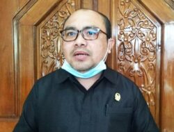 Dewan Soroti Keberadaan Badut di Lampu Merah, Dorong Pemerintah Beri Pembinaan