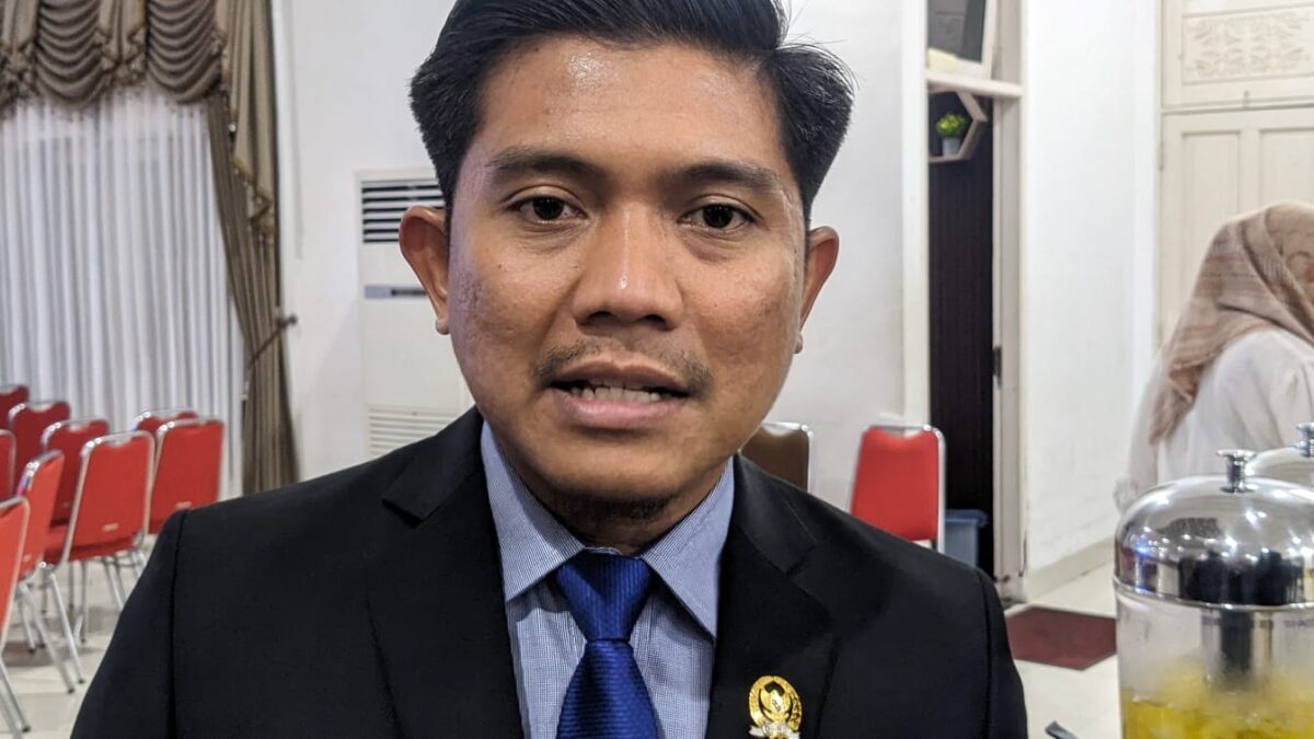 Anggaran Terbatas, Proyek Perbaikan Trotoar Bontang Kuala Ditunda, DPRD Soroti Prioritas Pembangunan