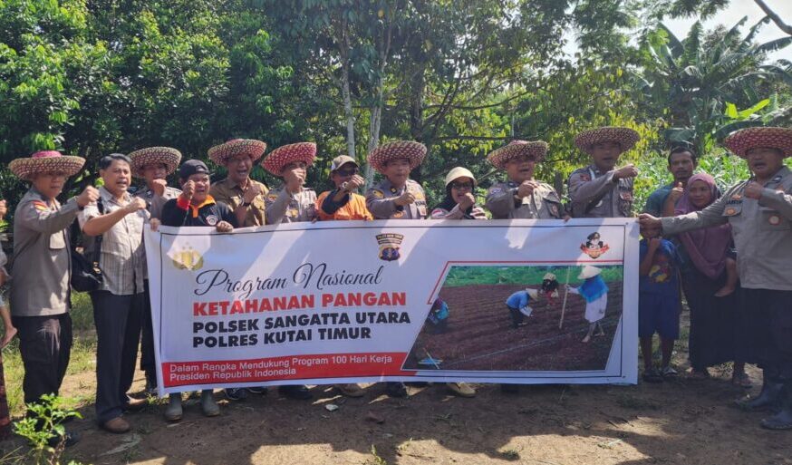Polsek Sangatta Utara Dukung Swasembada Pangan Nasional dengan Bantuan dan Tinjauan Lahan di Kutim