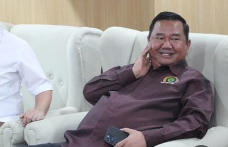 Ekti Imanuel Desak Peningkatan Anggaran untuk Perbaikan Jalan Poros Kubar-Mahulu