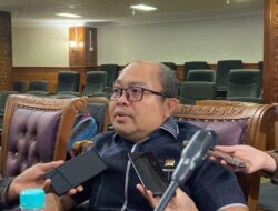 Novel Tyty Dorong Pemkab Sediakan Mobil Operasional dan Fasilitas Kesehatan Gratis untuk Puskesmas di Daerah