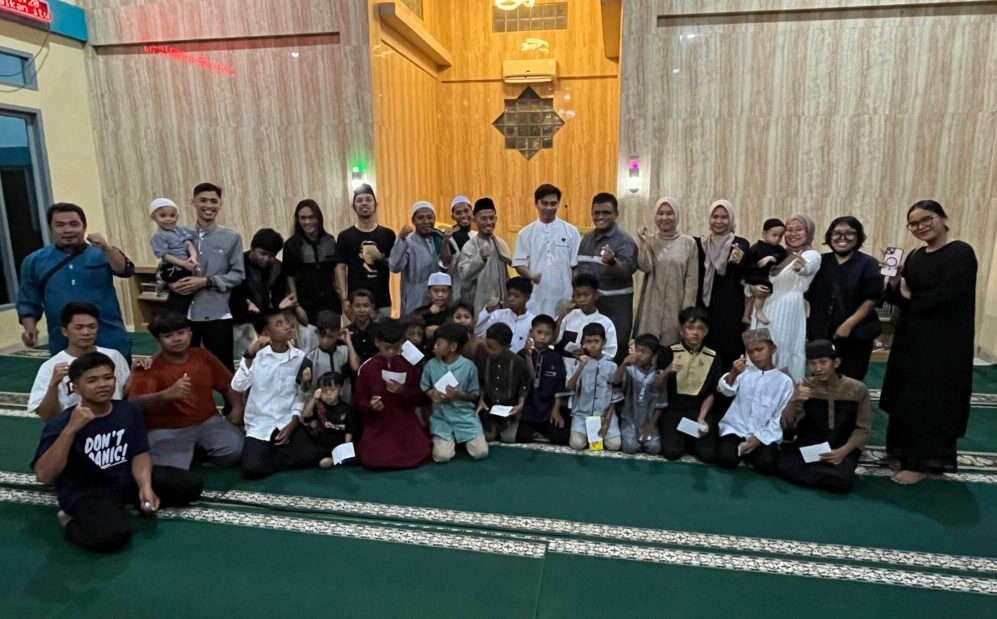 Forum Jurnalis Bontang Berbagi Kebahagiaan, Santuni Anak Yatim di Panti Asuhan Darul Aitam