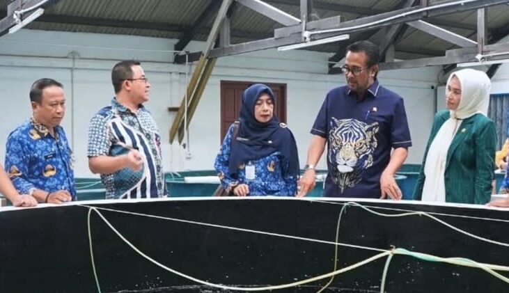 Komisi II DPRD Kaltim Tinjau UPTD SPAPAL Manggar Pastikan Program Pembenihan Berjalan Efektif