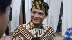 Hadiri Pelantikan Keraton Kainmas, Subandi Apresiasi Kekompakan Warga Buton