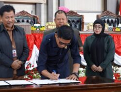 Sekda Kukar Hadiri Rapat Paripurna, Agenda Rekomendasi DPRD Atas LKPJ Bupati Kukar Tahun Anggaran 2024