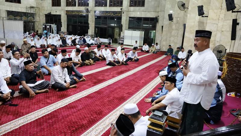 Bupati Titip Doa untuk Bangsa dan Daerah Saat Lepas Jamaah Haji di Tenggarong