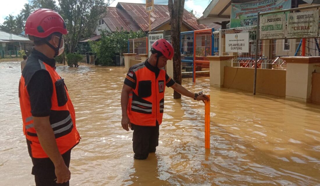 Hujan Deras dan Pasang Laut, Warga Guntung Kembali Dikepung Banjir: Ketinggian Air Capai 40 Sentimeter