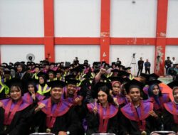 Wisuda Unikarta di Tenggarong Seberang Ajak Sarjana Berikan Pemikiran Berlomba Membangun Daerah