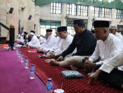 Bupati Edi Damansyah Ajak Warga Tenggarong Tingkatkan Solidaritas pada Sholat Idul Adha 1446 H