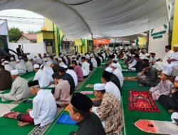 Asisten III Kukar Ajak Warga Perkuat Solidaritas saat Sholat Idul Adha 1446 H di Masjid Al Qadar Tenggarong