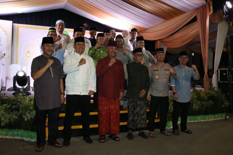 Bupati Edi Damansyah Lepas Peserta Takbir Keliling di Tenggarong Sambut Idul Adha 1446 H