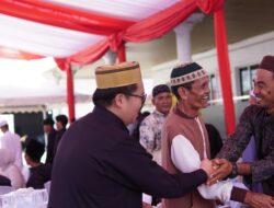 Wabup Rendi Solihin Ziarah di Makam Keluarga di Samboja Usai Sholat Idul Adha 1446 H
