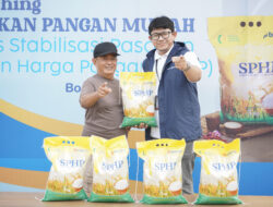 Dukung Stabilitas Pangan Lewat GPM, Pupuk Kaltim Salurkan 2 Ton Beras Murah