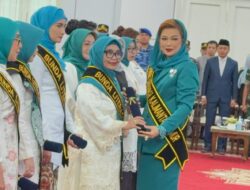 Wali Kota Neni Moerniaeni Dikukuhkan Jadi Bunda Literasi Bontang: Teguhkan Komitmen Wujudkan Kota Gemar Membaca