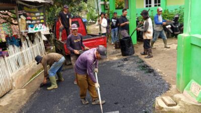 Jalan Menuju Ciburial Akhirnya Diaspal, Warga Sambut Gembira Bantuan BANPROV
