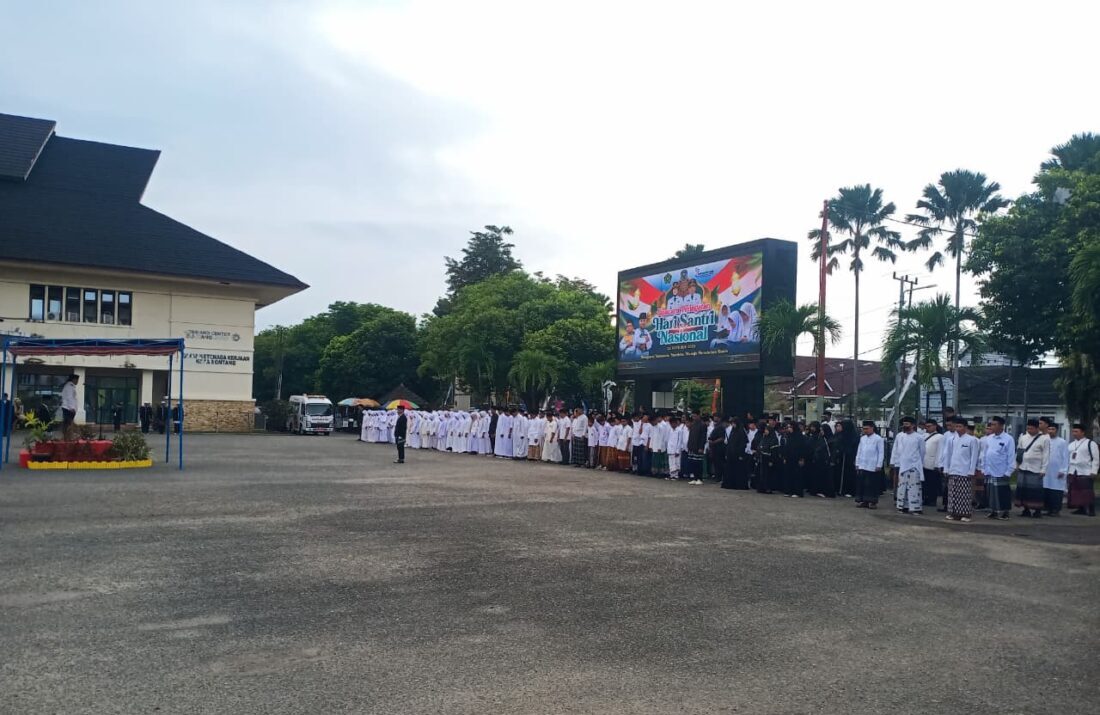 Agus Haris Ajak Santri Jadi Teladan Moderasi dan Penjaga Kedamaian di Bontang