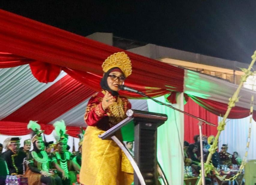 Semarak Bontang City Carnival 2025: Neni Moerniaeni Tegaskan Kebangkitan Ekonomi Rakyat Lewat Kreativitas dan Gotong Royong