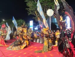 Kostum Unik Warnai BCC 2025, dari Tugu Selamat Datang hingga Gaya Halloween