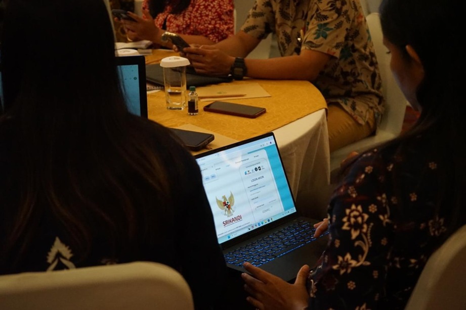 Gubernur Kaltim Dorong ASN Mahulu Mantapkan Budaya Kerja Digital: Transformasi Tak Boleh Setengah Hati