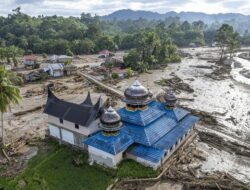Prabowo Perintahkan Seluruh Kekuatan Nasional Dikerahkan untuk Tanggap Darurat Bencana di Sumut, Sumbar, dan Aceh