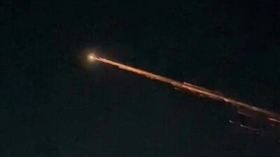 Langit Sumbar Mendadak Bercahaya, Warga Heboh Saksikan Fenomena Misterius di Malam Hari