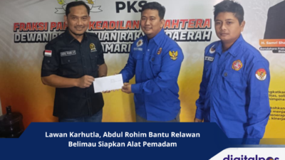 Lawan Karhutla, Abdul Rohim Bantu Relawan Belimau Siapkan Alat Pemadam